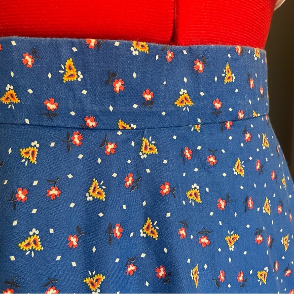 VTG 70s Floral Prairie Tired Maxi Skirt With Eyelet Lace Trim - Picture 10 of 14